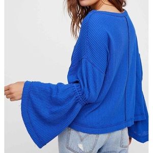 We The Free Blue M Split-Neck Waffle Knit Top